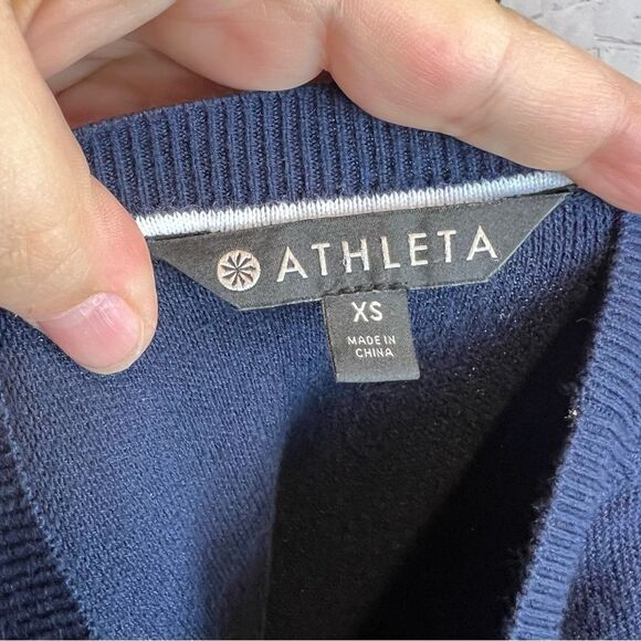 Athleta Streetwise Sweater Navy size extra small - Picture 6 of 11